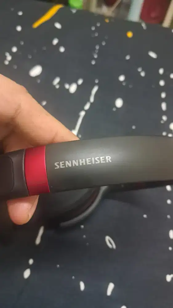 Sennheiser headphones HD 458BT