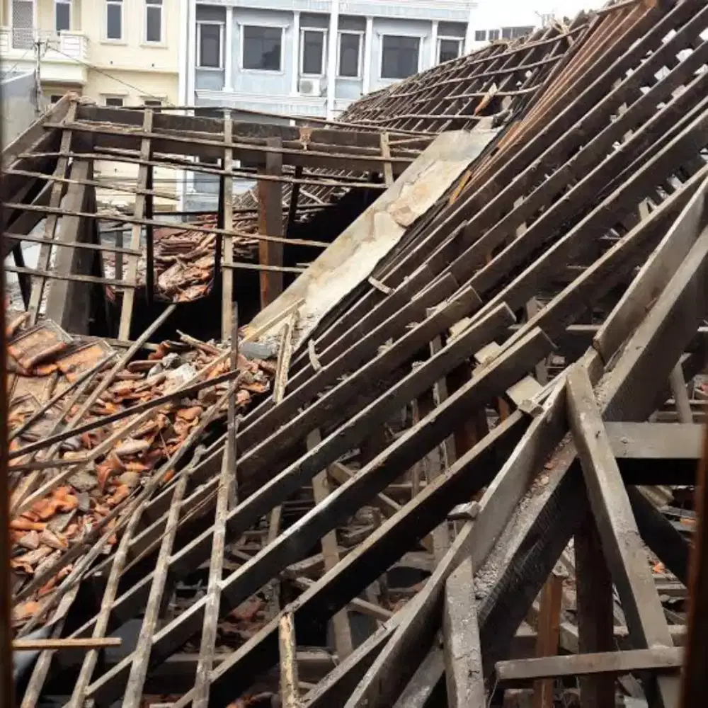 Terima jasa bongkaran rumah tua dan perkantoran