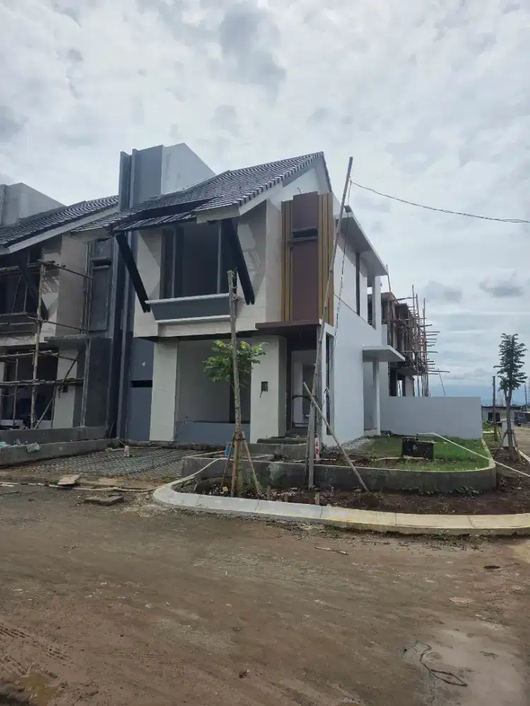 SALE RMH BARU 2LT DP 20JT ALL IN + CASHBACK 90JTAN, AKSES TOLL&STASIUN