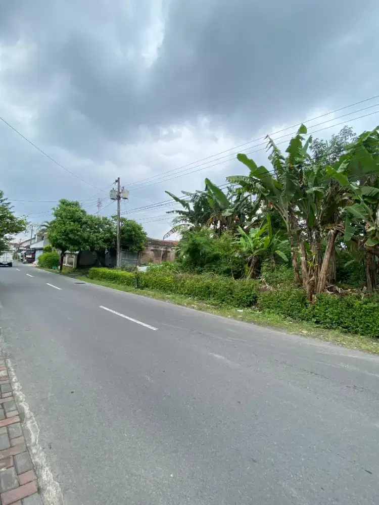 Tanah 686 strategis utara UNS