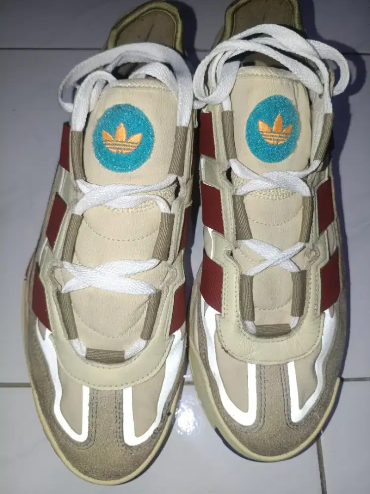 Adidas light strike size 43,5 insole 27,5cm