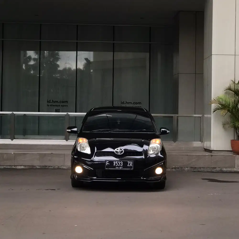 Harga Cash Toyota Yaris Bakpao TRD Sportivo S Limited AT 2012 Matic