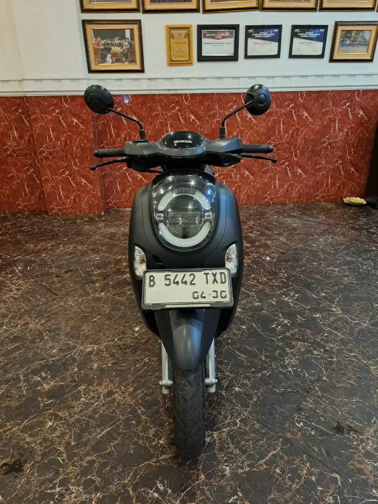 HUB IMA DP PROMO NEW SCOOPY PRESTIGE 2025 LIKE NEW & BERGARANSI