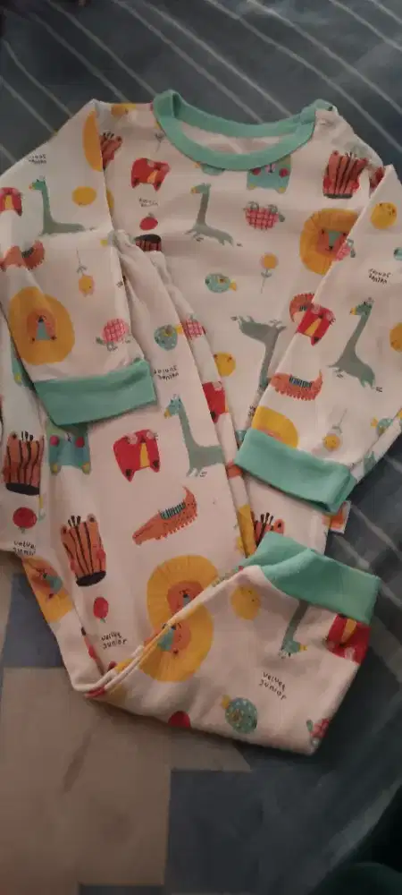 GRATISSS Baju Velvet anak