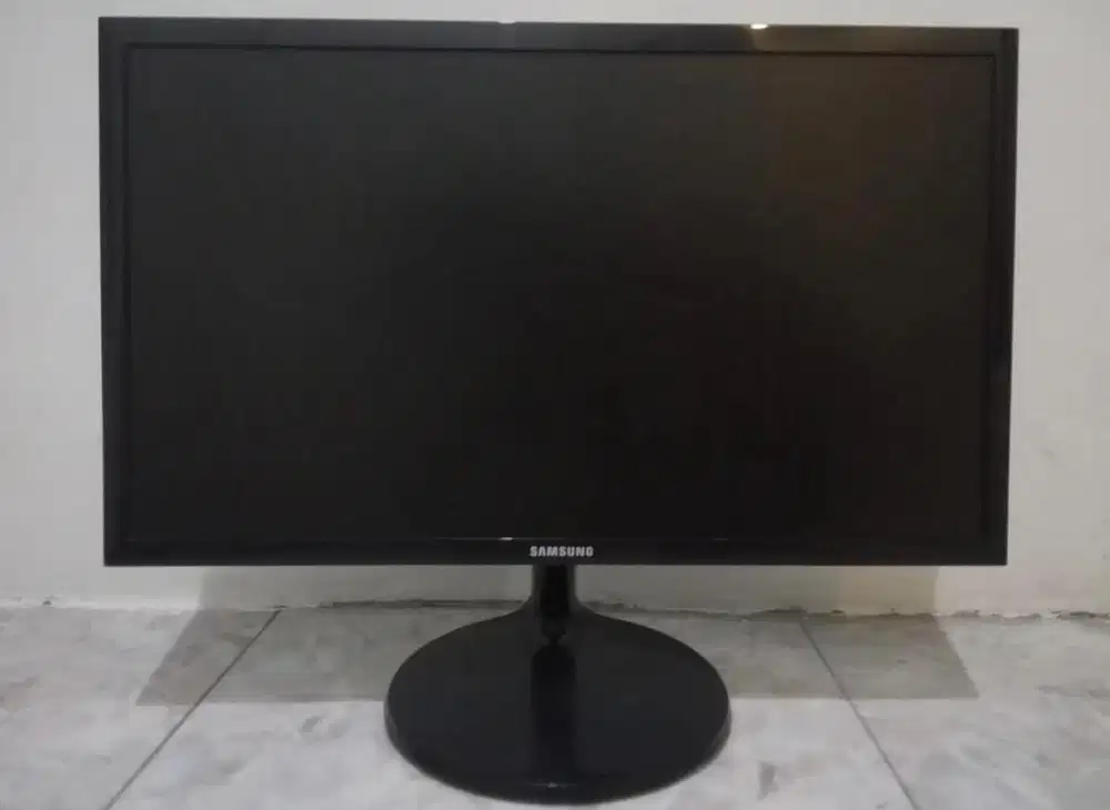 Monitor Samsung 19' Full HD Normal