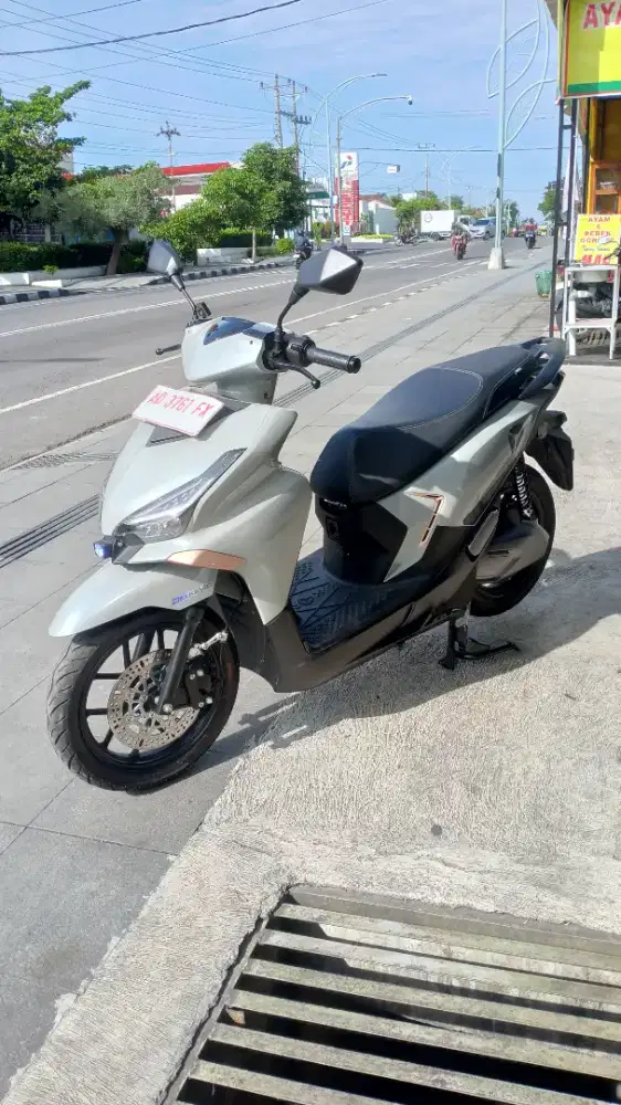 Yadea VELAX E 2025 lifepo4 45AH votol em50-6 modif NFC