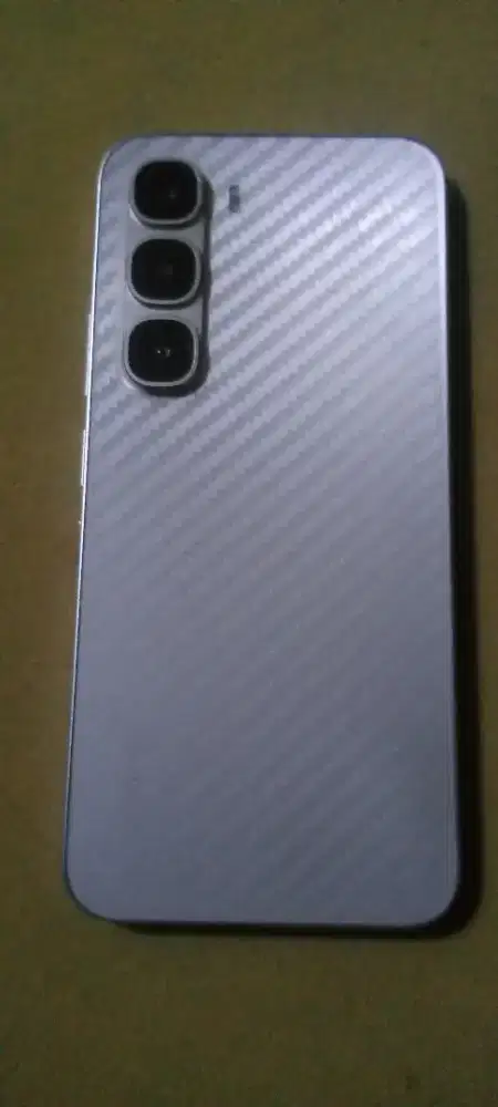 Infinix Hot 60 Pro Silver (like new)