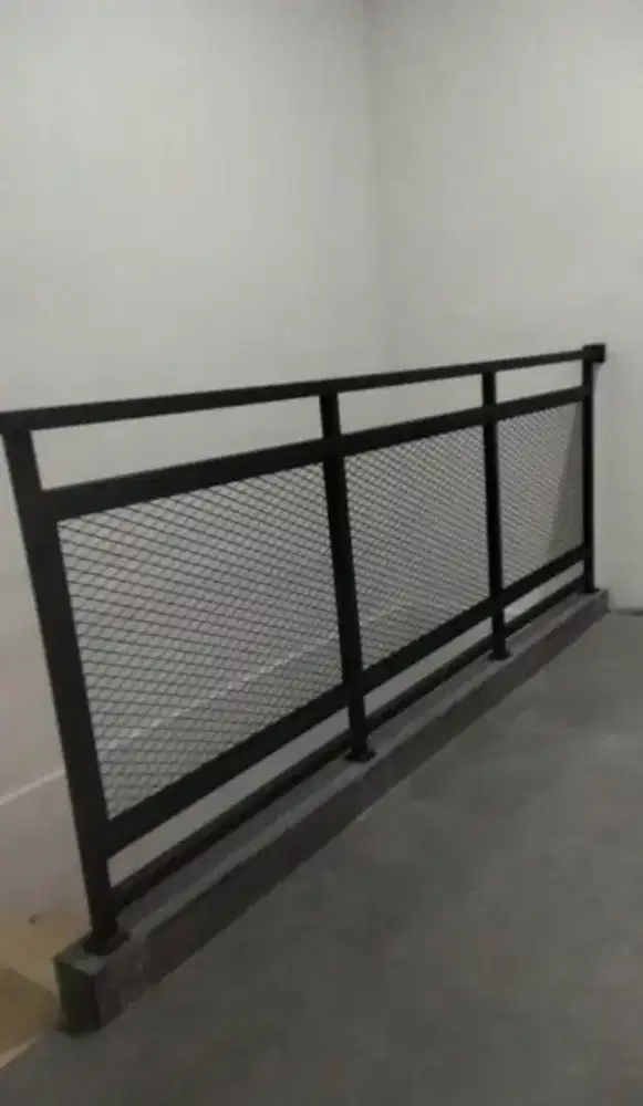 Reiling tangga  galvanis