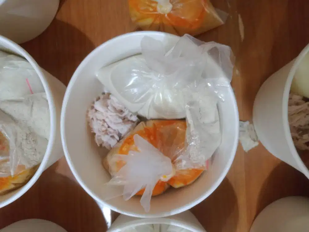 Dicari tenaga untuk jualan di rombong