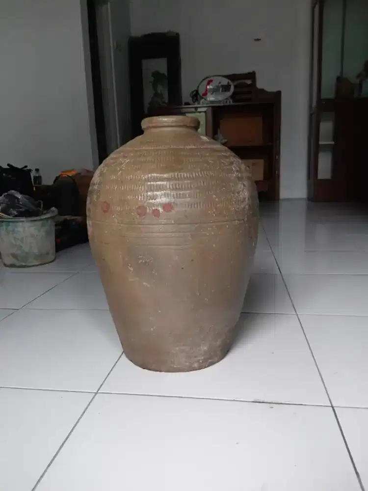 guci tauco oriental pecinaan era dinasti