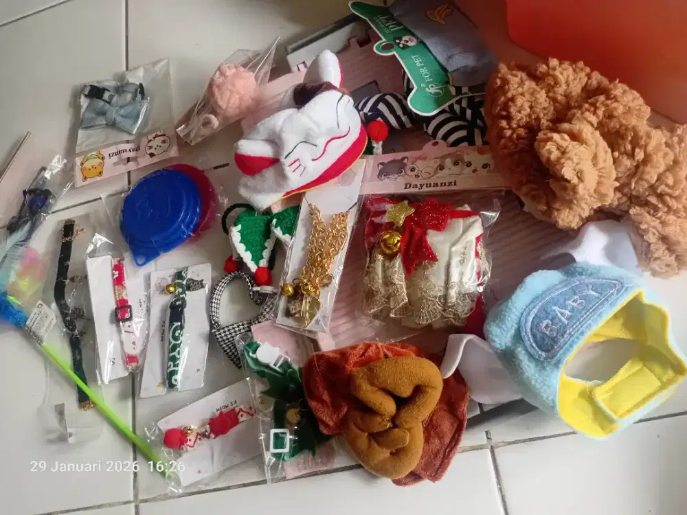 Paket appreal kucing dan 2 mainan