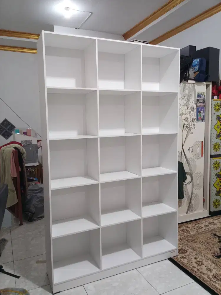 READY RAK BUKU 15 RUANG TERLARIS SALE