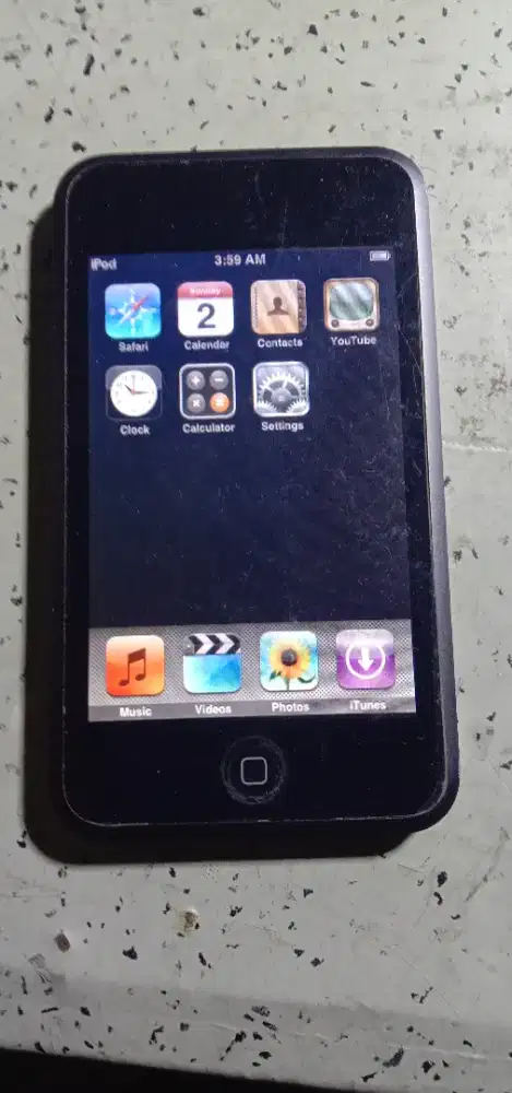 IPOD 8 GB NORMAL
