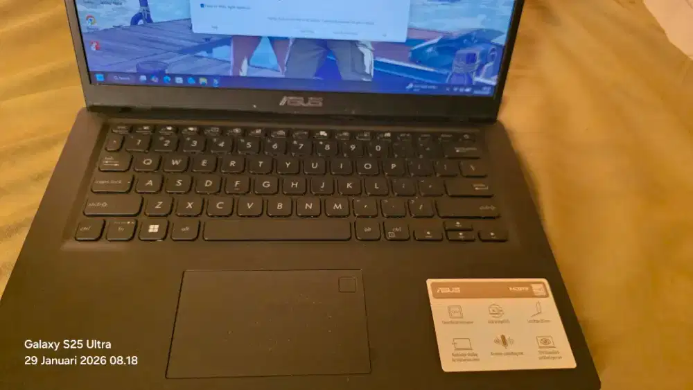 Laptop ASUS Vivobook A1400EA