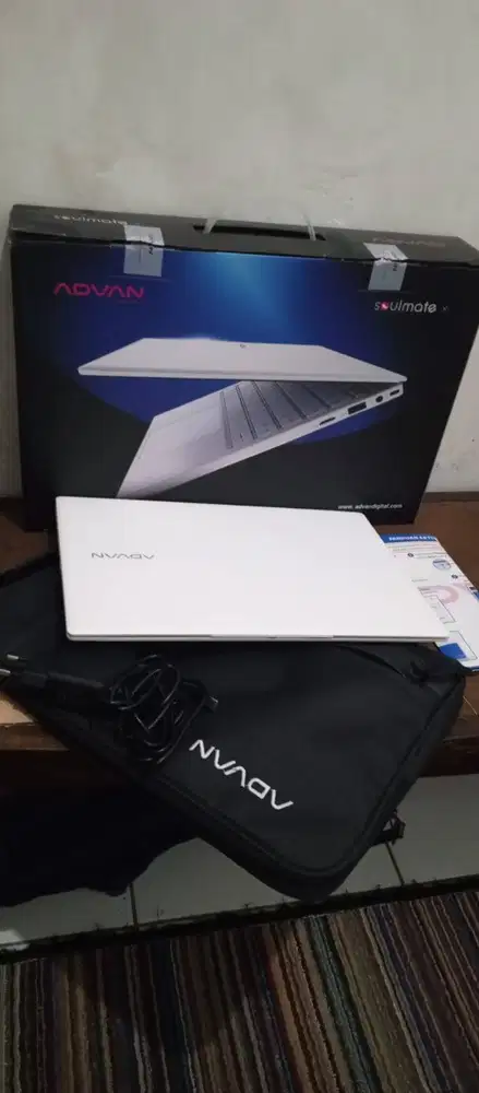 Laptop Advan Soulmate X kondisi Baru tidak jadi dipakai. Jual Murah