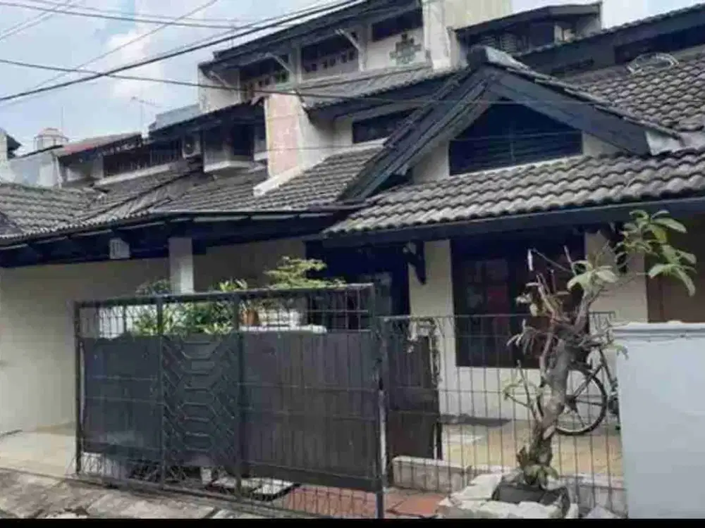 RUMAH NYAMAN & LUAS DI BSK KALIMALANG - KAYURINGIN