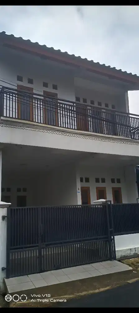 Rumah strategis siap huni bisa kantor di komplek sukaluyu phh Mustofa