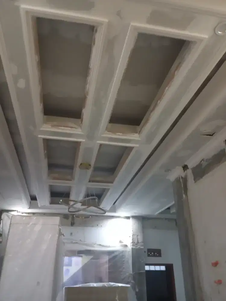 Jasa bangunan renovasi maupun pembuatan rumah minimalis