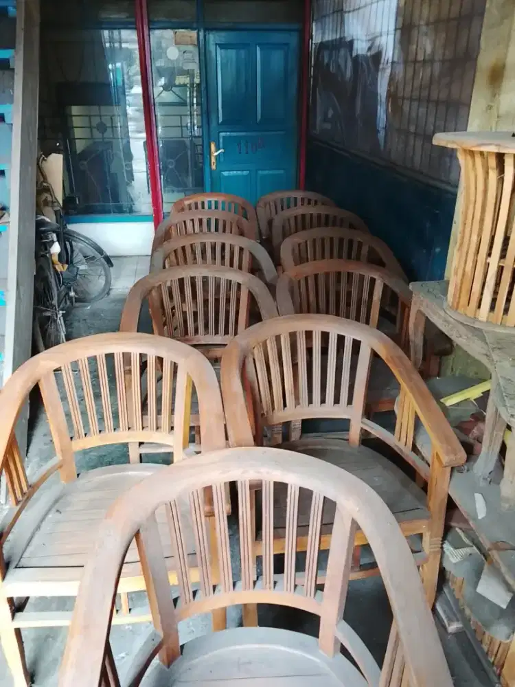 Cuci Gudang Jual kursi jati untuk restoran atau hotel