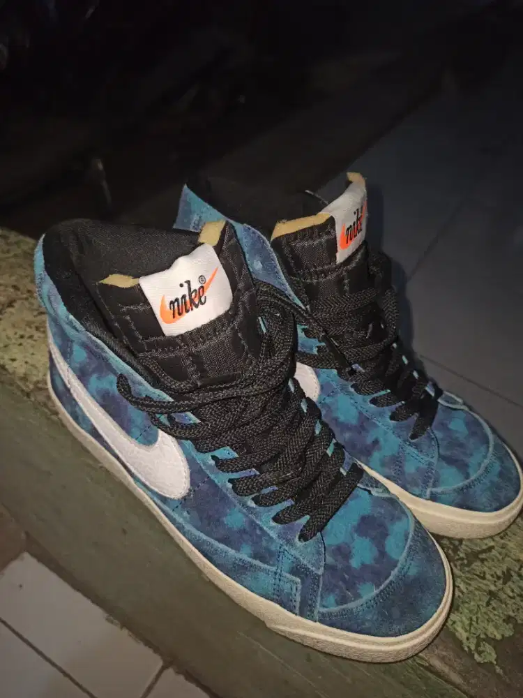 Sepatu Adidas nike saganext