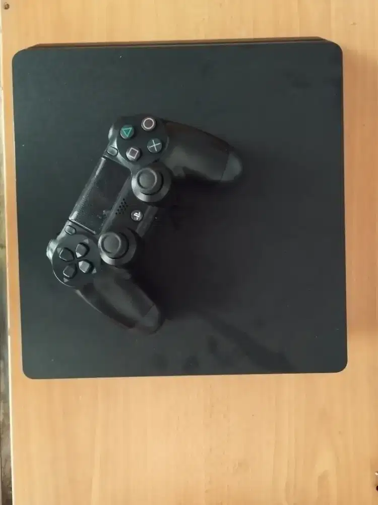 Jual Cepat cuy...PS4 Slim