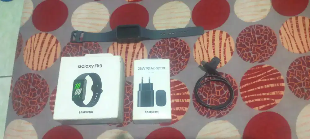 Smartwatch Samsung Galaxy Fit 3 + Kepala Charger Tipe C