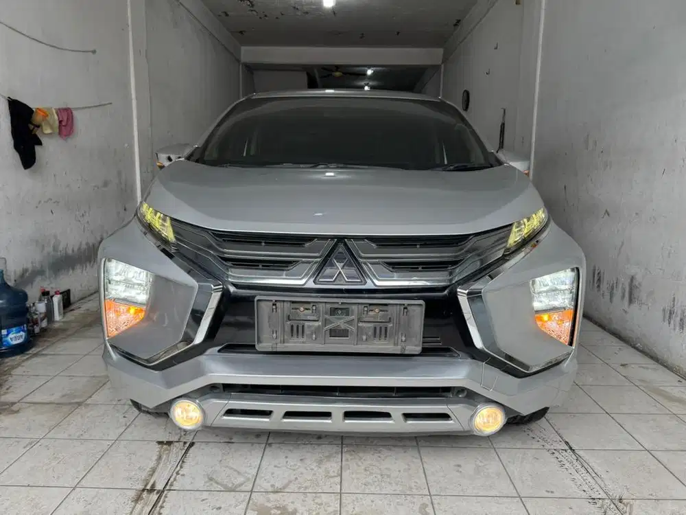 Tdp 40 Jt Mitsubishi Xpander Ultimate Matic 2020 Silver 1 Nama