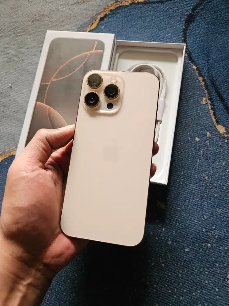 Iphone 16 pro max 512GB Fulset Resmi IBOx ,mulus Bisa Tukar Tambah
