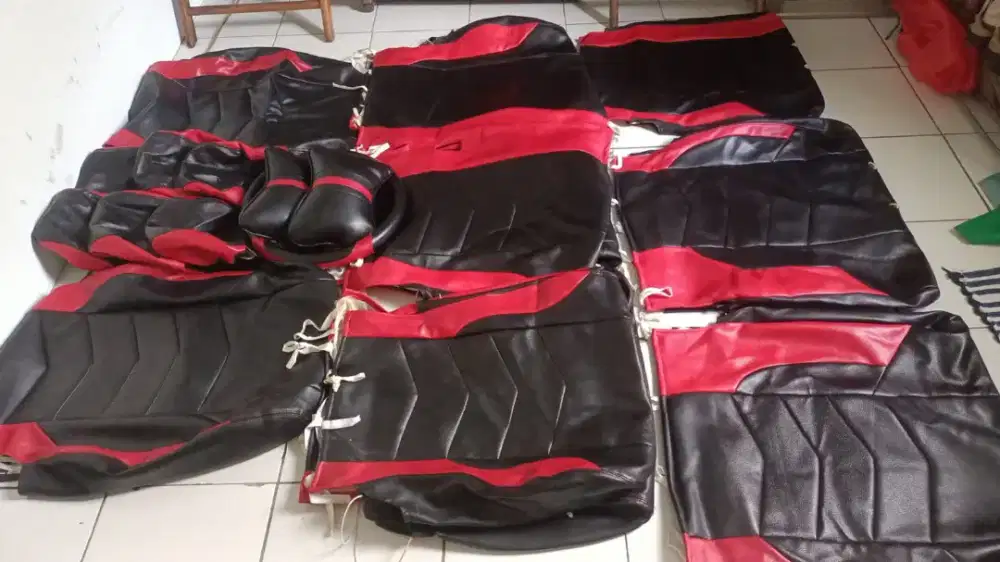 Satu set sarung jok mobil mbtech