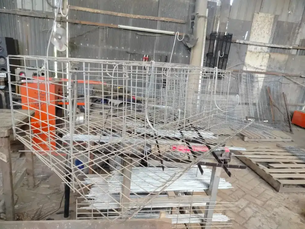 KANDANG GALVANIS AYAM PETELUR