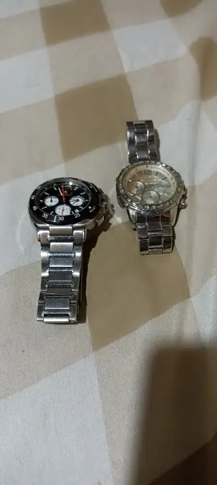 2 unit jam baca deskripsi