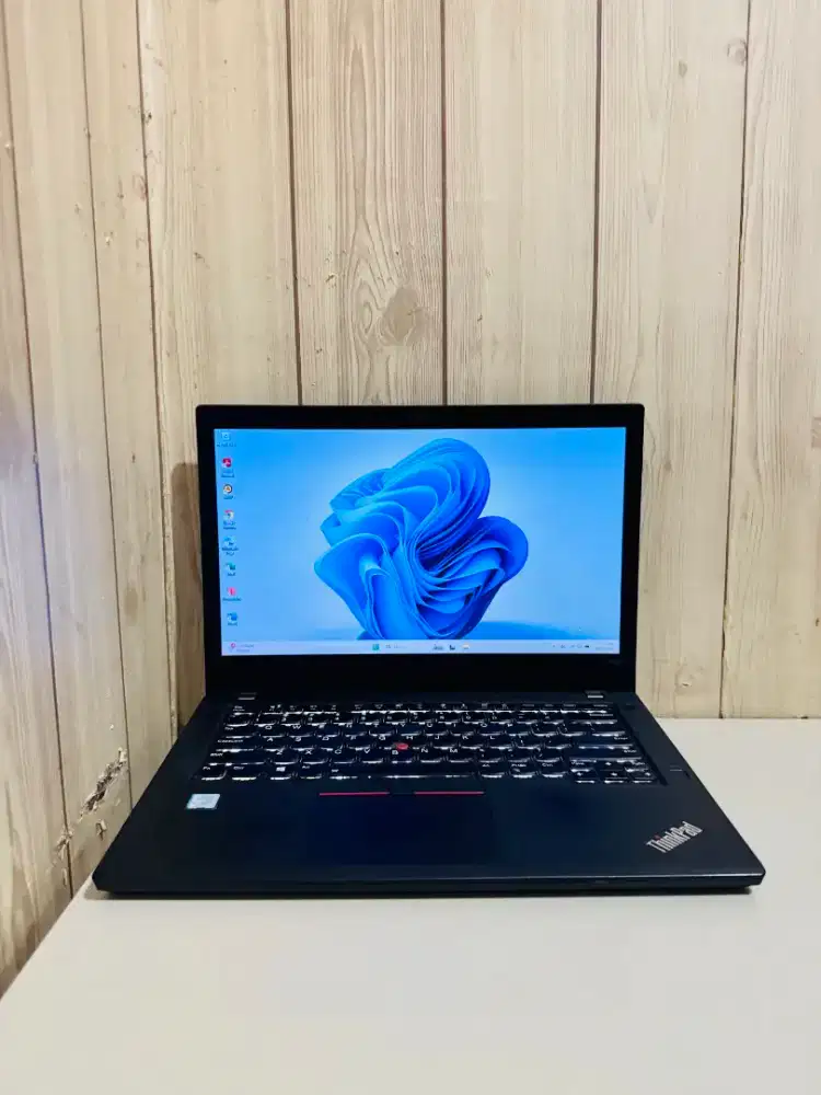 Laptop Lenovo Thinkpad T480 Core i5 Gen 8 Ram 8 SSD 512