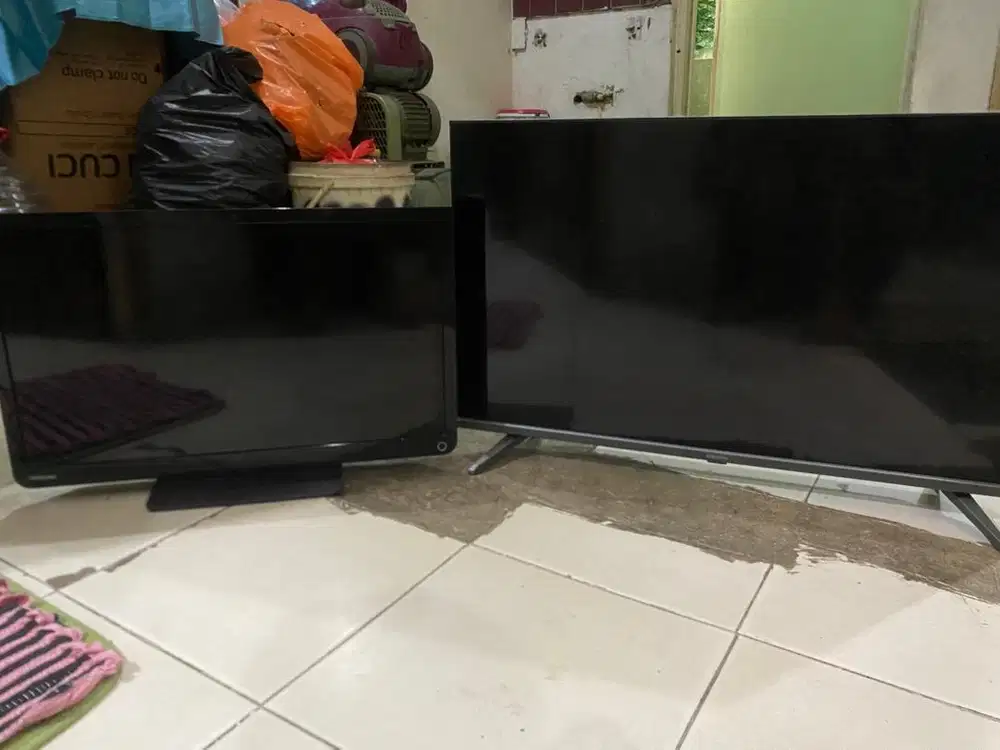 SMART TV COOCAA DAN LED TV TOSHIBA