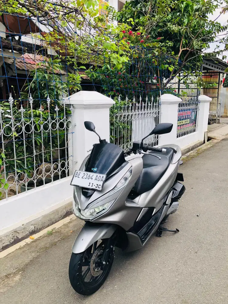 PCX NEW ISTIMEWA 2021 Pajak Hidup