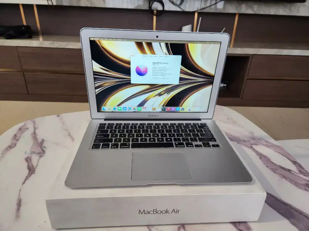 BU Macbook Air 2017 i5 13inch Fulset murah