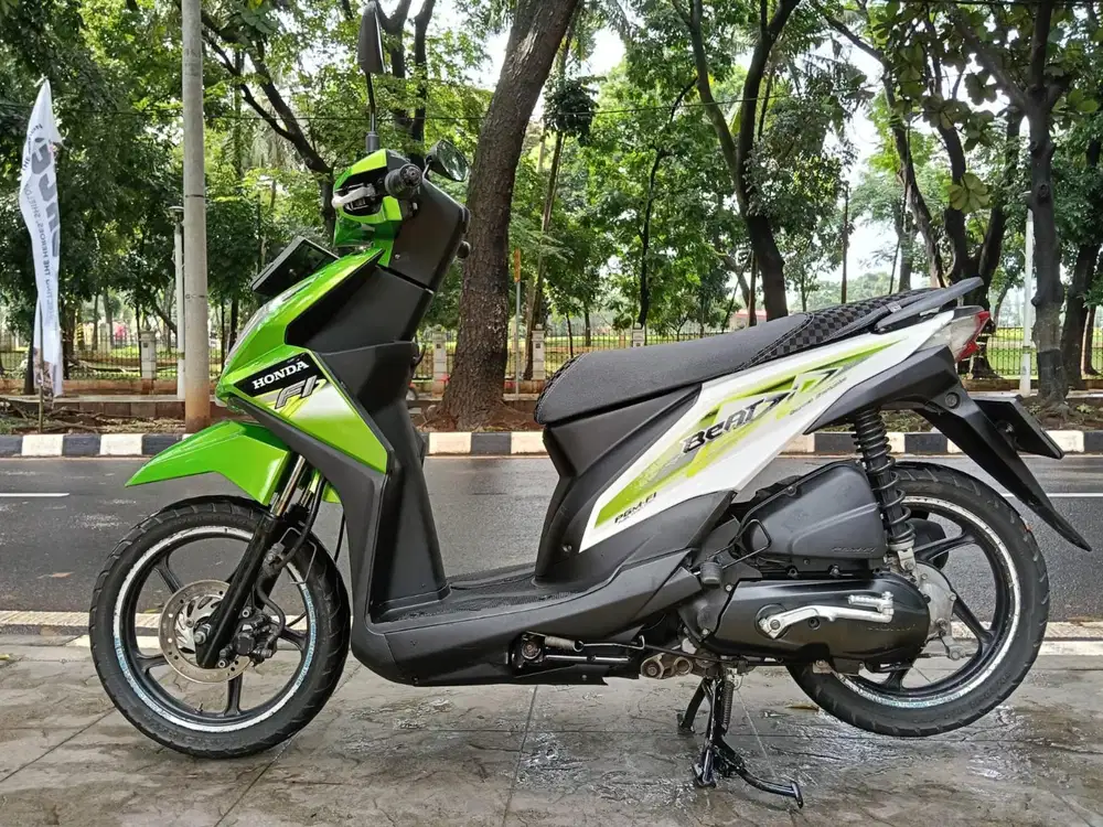 DIJUAL CASH HONDA BEAT CW CBS FI THN 2012 PAJAK IDUP SIAP PAKAI