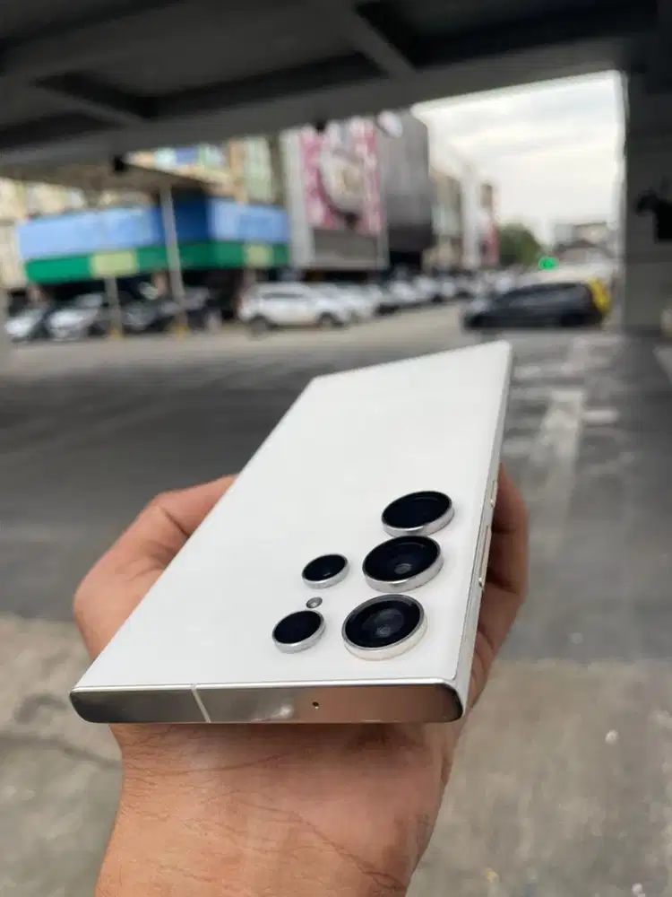 Samsung s23 ultra 12/256gb sein