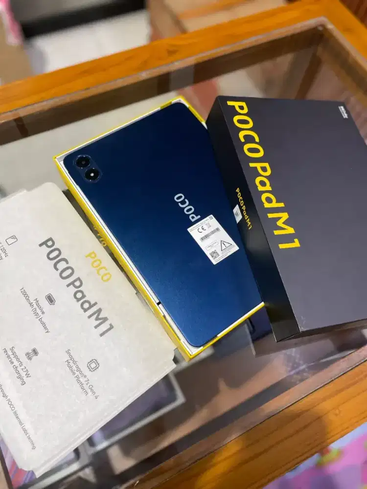 Pocopad M1 8/256 + case keyboard