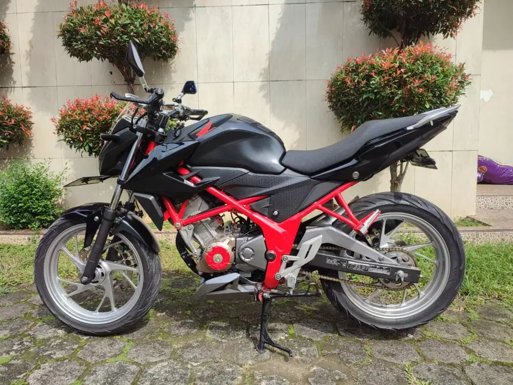 HONDA CB 150R TAHUN 2017