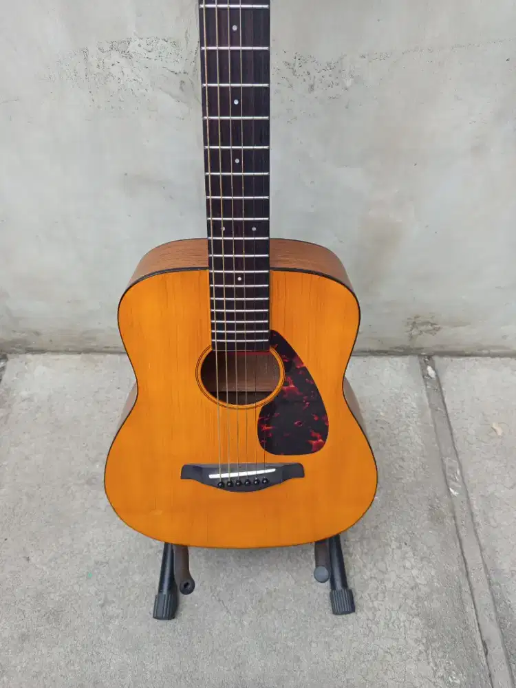 Gitar Akustik Yamaha JR1 Original Like New