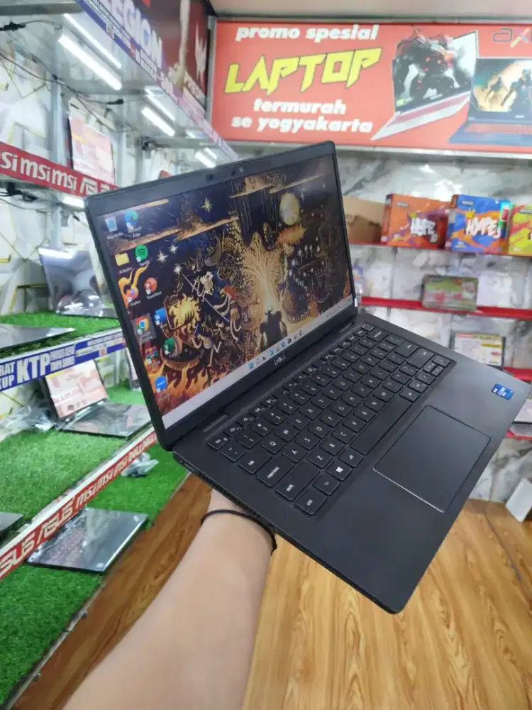 Laptop DELL LATITUDE 7320 Cocok buat gaming dan rendering