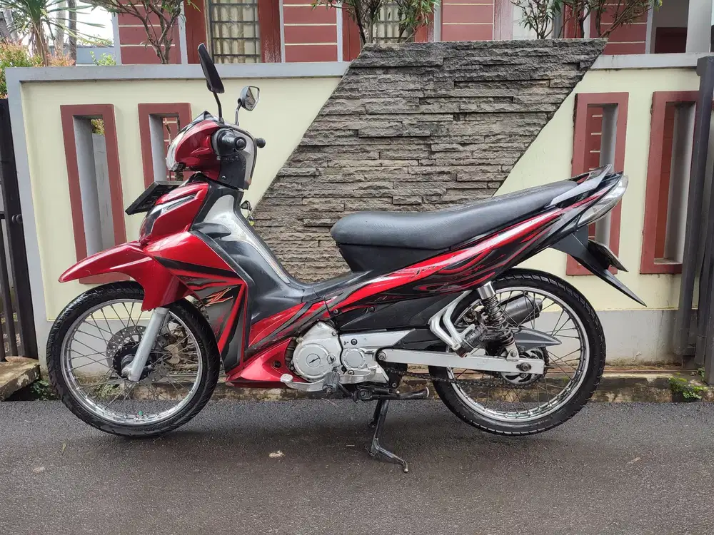YAMAHA JUPITER Z TAHUN 2010 TOPCER