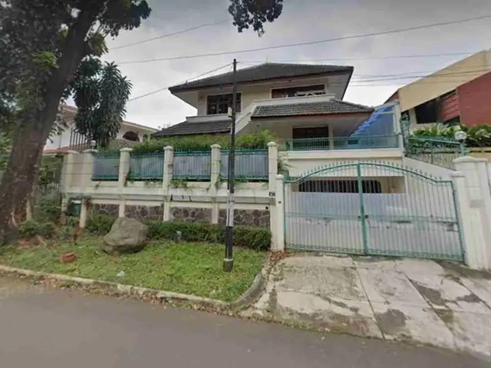 FOR SALE RUMAH LAMA DI DUTA PERMAI PONDOK INDAH JAKARTA SELATAN 
SHM
Luas Tanah 470
Luas Bangunan 400m²
Kamar tidur 4+2
Kamar mandi 3+1
2 Lantai
Listrik 16.500 watt
Garasi 2 mobil
Carport 2 mobil 
Harga Rp.21.5M nego