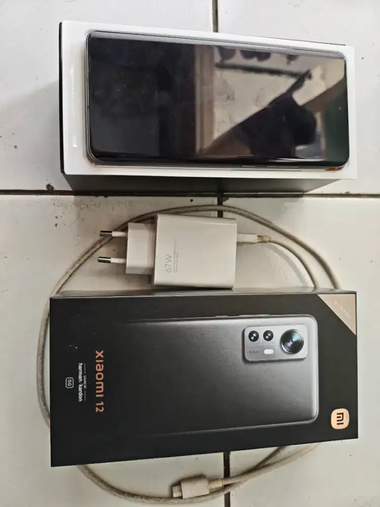 Xiomi 12 ram 8/256