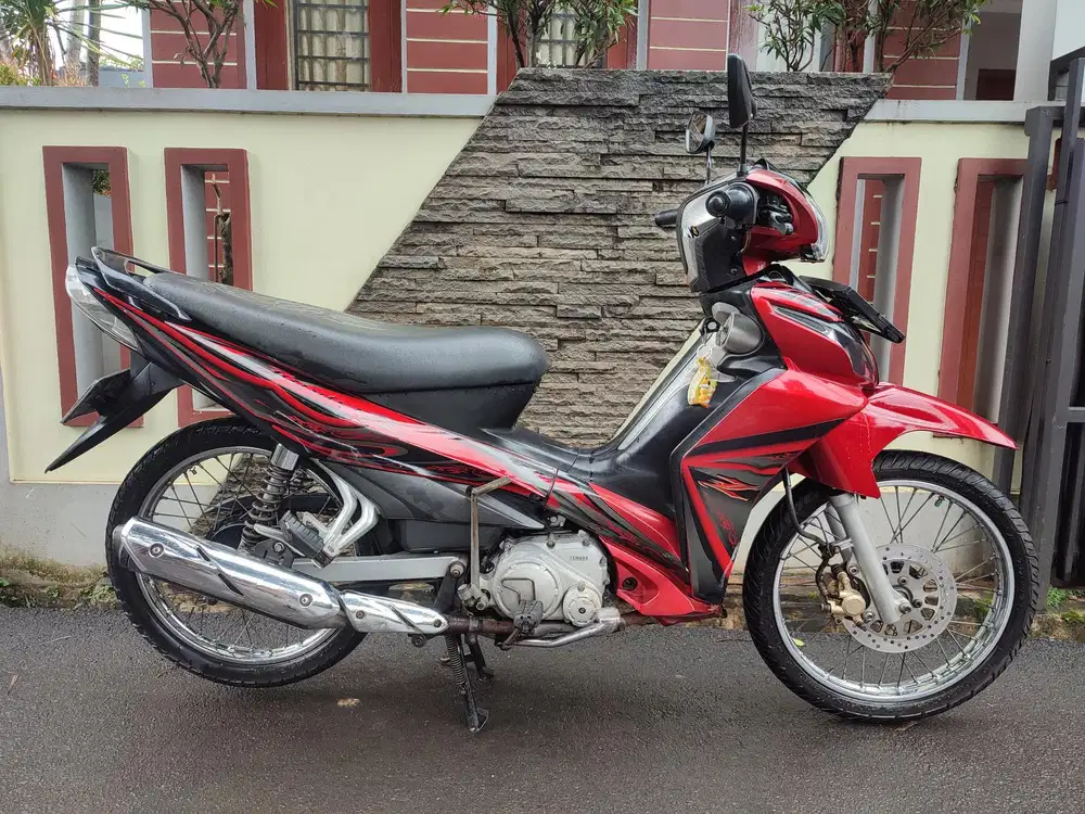 JUPITER Z TAHUN 2010 TOP CAKEP