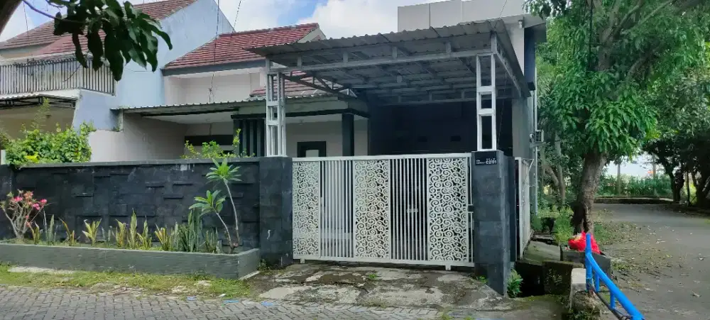 DIJUAL RUMAH HOOK MURAH DEKAT PUSAT KOTA SIDOARJO