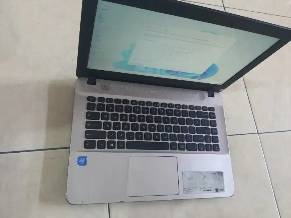 Laptop Asus X441M(14inch)1Tb/4Gb.Dvd+Cam-Golden Ponsel