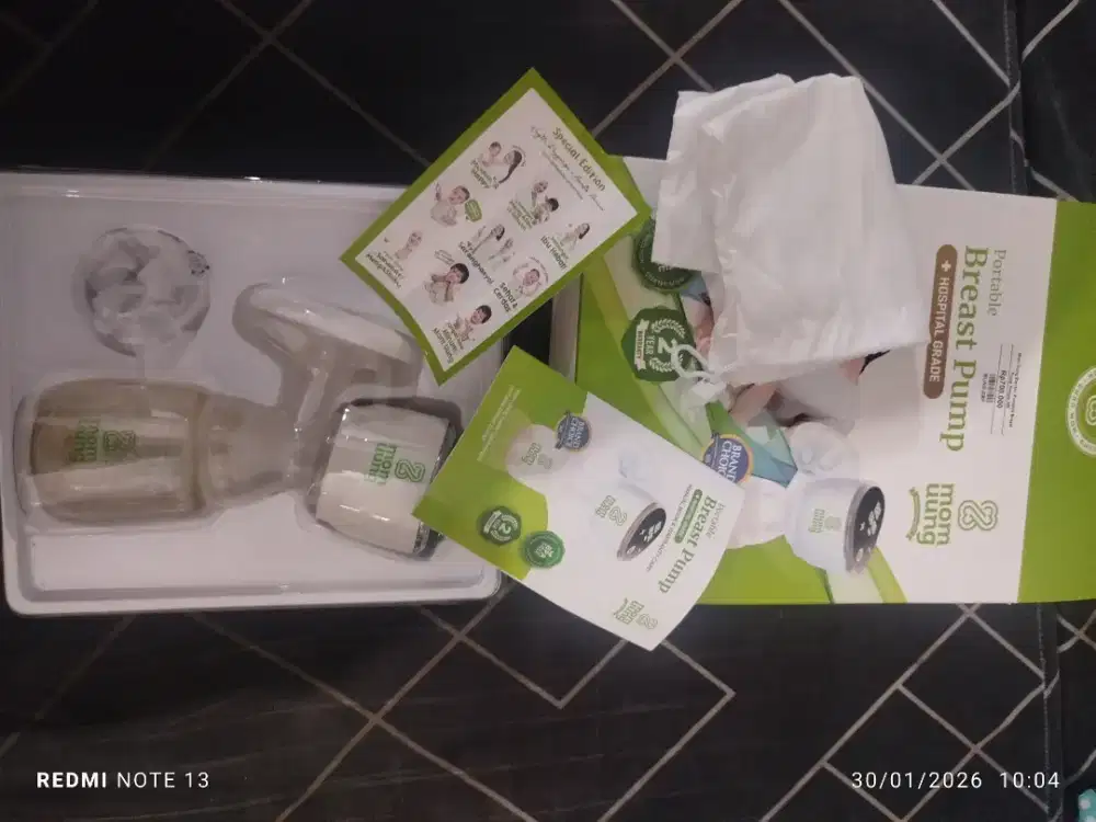 Preloved Pompa Asi ( breast pump) Portable Mom Uung