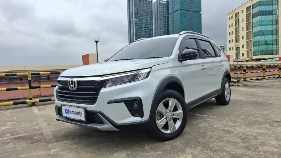 Honda BR-V 1.5 E Bensin-MT 2023