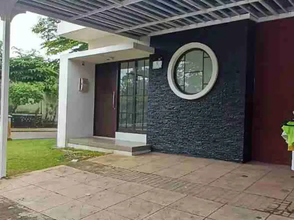 Rumah Hook 2 Lantai di Green lake City